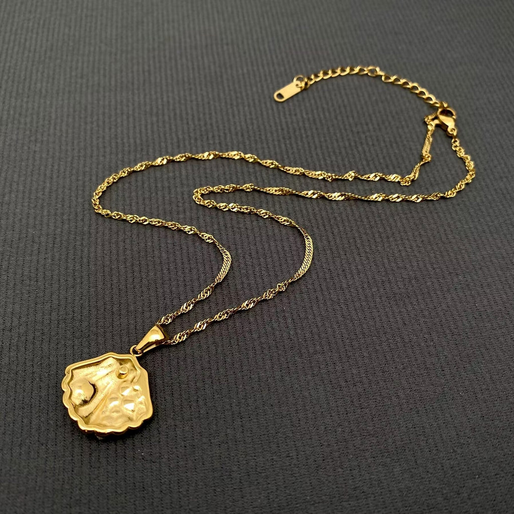 Shell Charm Necklace